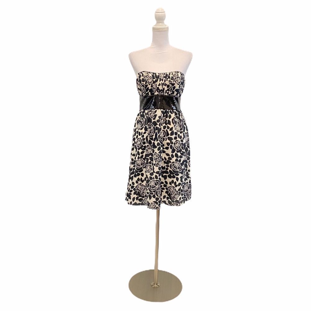 WHBM Women's Sz 4 Strapless Rose Floral Print Sequins Waist Black White Dress